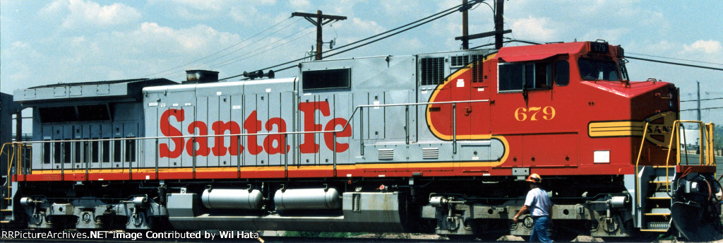 Santa Fe C44-9W 679